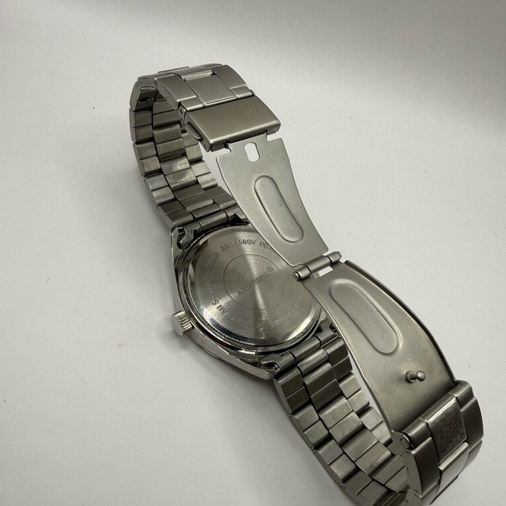 Armitron Blue Face/Bezel Stainless Steel Luminescent Quartz (New Battery) - Picture 11 of 15